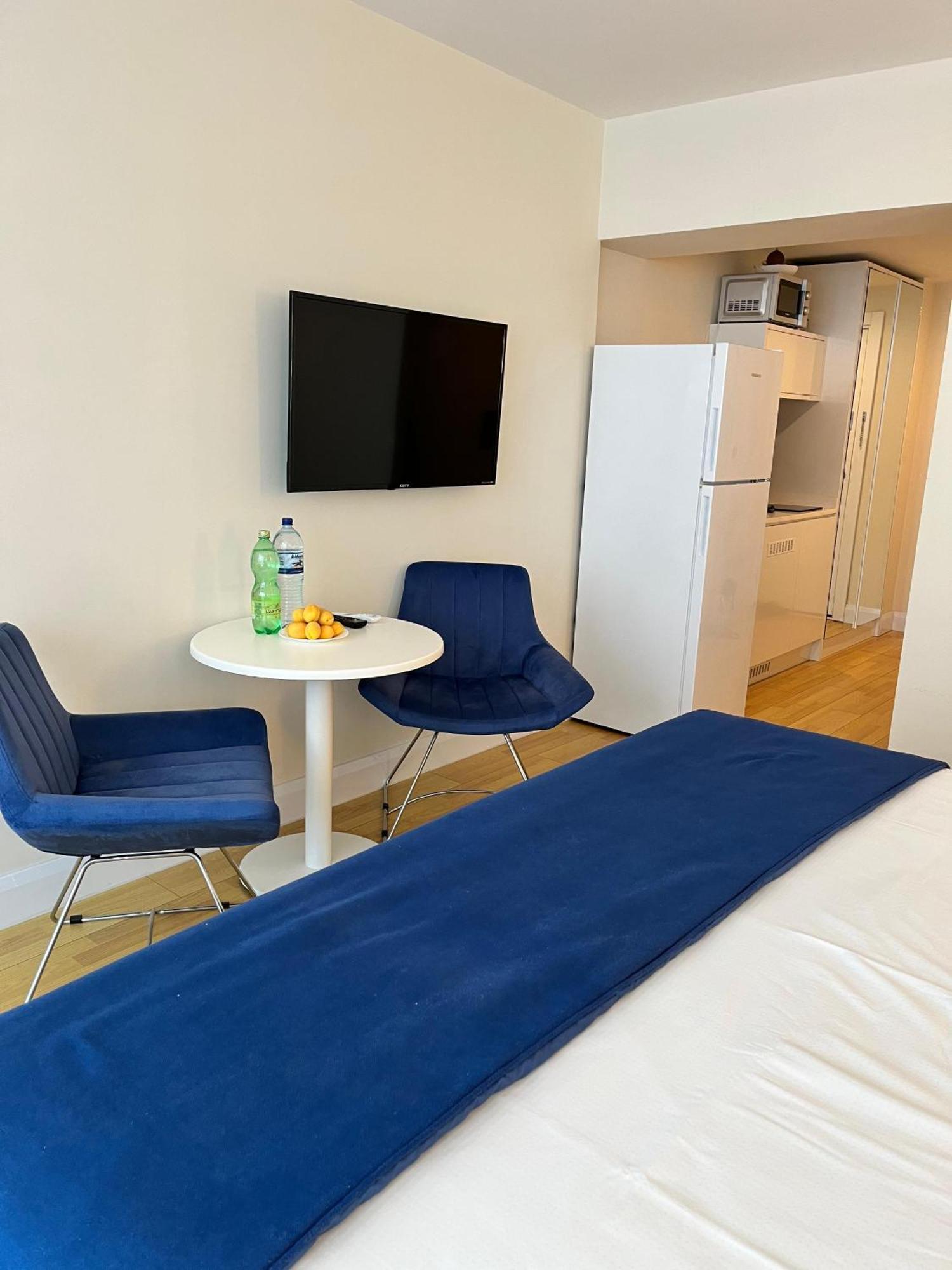 Black Sea Coast Apartment บาทูมิ ภายนอก รูปภาพ